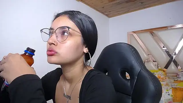antonella sweetlittle online show from 12.28.24