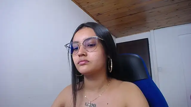 Snapshot of antonella_sweetlittle chatting on 09.26.25 antonella sweetlittle online show from 09.26.25