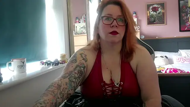 NikiDeeOfficial online show from 01.08.26