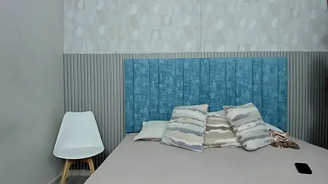 Ivi Akina online show from 01.16.25