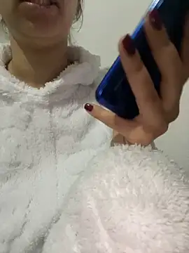 farah-36 online show from 11.13.25