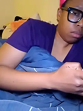 Snapshot of madamsensuale chatting on 03.22.25 madamsensuale online show from 03.22.25