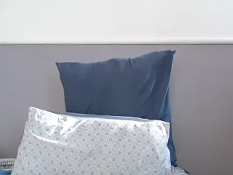 Snapshot of cutiebar chatting on 02.28.25 cutiebar online show from 02.28.25