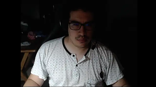 Snapshot of thealfawolf01 chatting on 01.28.25 thealfawolf01 online show from 01.28.25