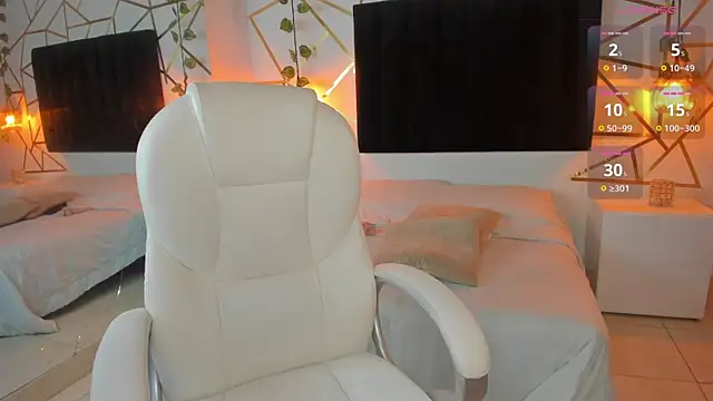 Megan Thompsonn online show from 02.28.25