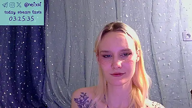 Snapshot of ixsi chatting on 02.08.26 ixsi online show from 02.08.26