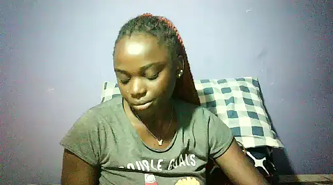 Snapshot of Pretty_doll20 chatting on 01.18.25 Pretty doll20 online show from 01.18.25