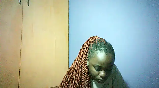 Snapshot of Pretty_doll20 chatting on 01.19.25 Pretty doll20 online show from 01.19.25