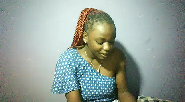 Snapshot of Pretty_doll20 chatting on 01.21.25 Pretty doll20 online show from 01.21.25