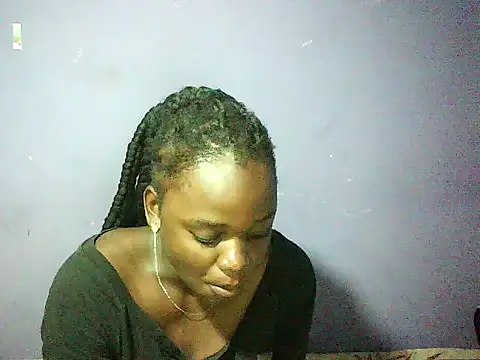 Snapshot of Pretty_doll20 chatting on 02.24.25 Pretty doll20 online show from 02.24.25