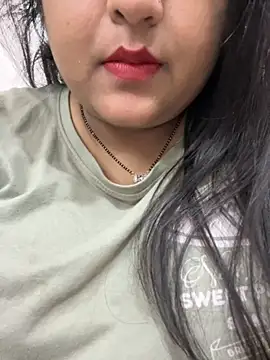 smile pretty online show from 10.14.25