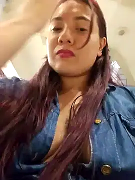 Blushing Katy online show from 01.11.25