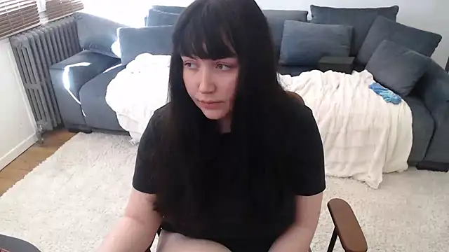 Snapshot of Lynylou chatting on 03.11.25 Lynylou online show from 03.11.25