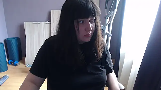 Snapshot of Lynylou chatting on 09.15.25 Lynylou online show from 09.15.25