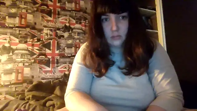 Snapshot of Lynylou chatting on 09.18.25 Lynylou online show from 09.18.25