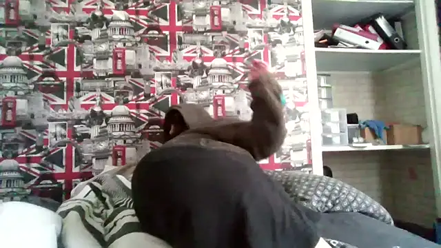 Snapshot of Lynylou chatting on 09.30.25 Lynylou online show from 09.30.25