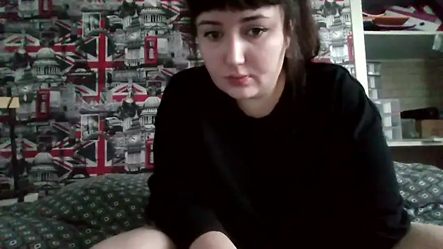 Snapshot of Lynylou chatting on 10.09.25 Lynylou online show from 10.09.25