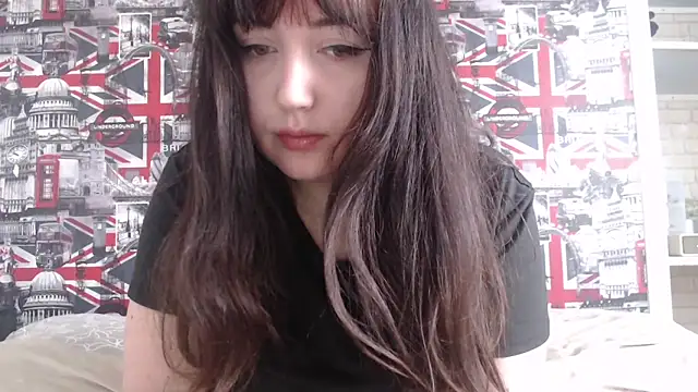 Snapshot of Lynylou chatting on 02.16.26 Lynylou online show from 02.16.26