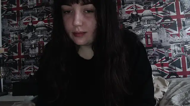 Snapshot of Lynylou chatting on 02.17.26 Lynylou online show from 02.17.26