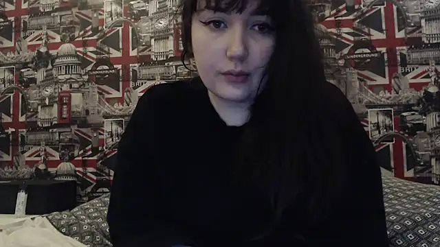 Snapshot of Lynylou chatting on 02.27.26 Lynylou online show from 02.27.26