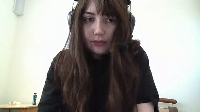 Snapshot of Lynylou chatting on 05.30.26 Lynylou online show from 05.30.26