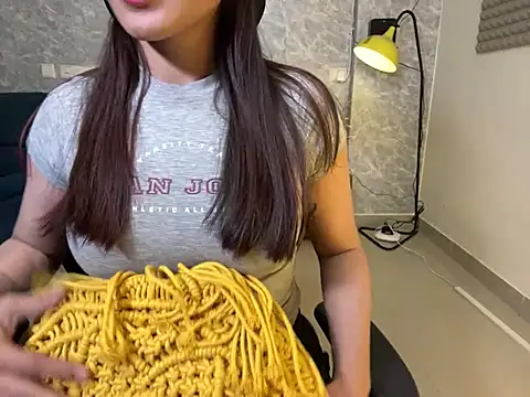 MidnightFlame online show from 12.08.24