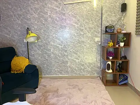 MidnightFlame online show from 01.12.25