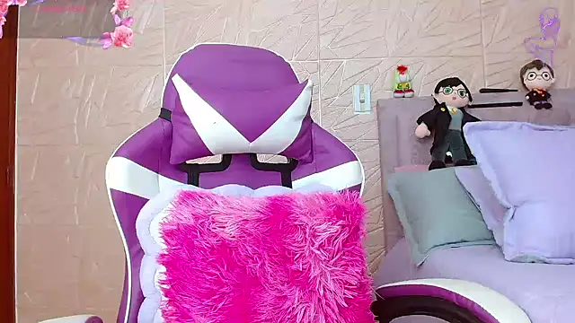 kendallsweet7 online show from 10.11.25