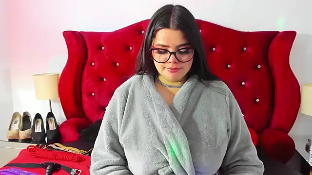 BrithneyLee  online show from 12.19.24