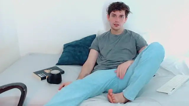 Snapshot of Elio555 chatting on 12.03.24 Elio555 online show from 12.03.24