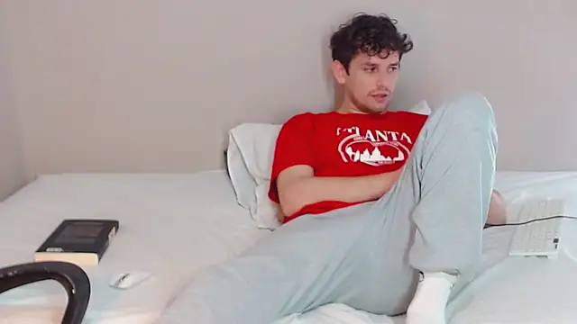 Snapshot of Elio555 chatting on 01.15.25 Elio555 online show from 01.15.25