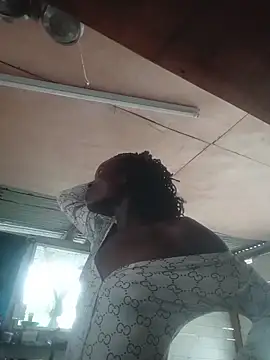 Snapshot of self-sufficientplay chatting on 11.14.25 self-sufficientplay online show from 11.14.25