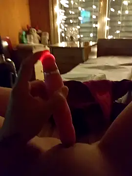 KleineHexe24 online show from 02.17.26