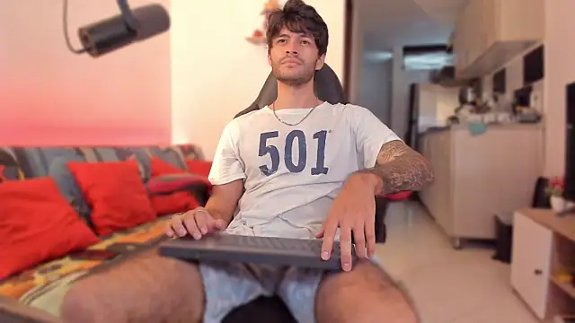 justin stark7 online show from 11.24.25