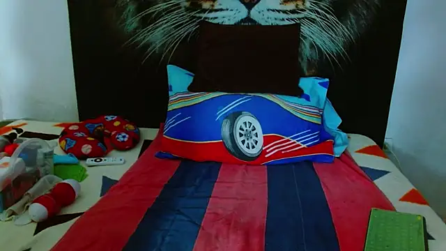 Michaell Myerss  online show from 10.02.25