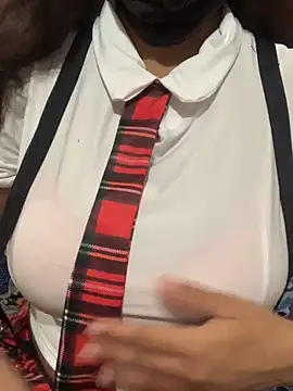 hottiess69 online show from 10.05.25