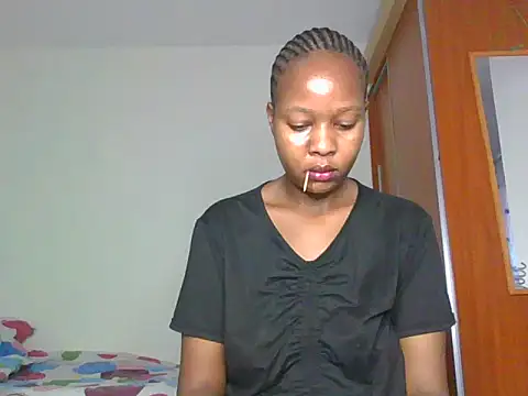 Snapshot of sexy_barbie2024 chatting on 09.18.25 sexy barbie2024 online show from 09.18.25