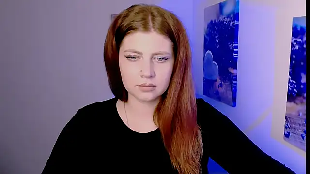 Lizzy Love online show from 11.23.25