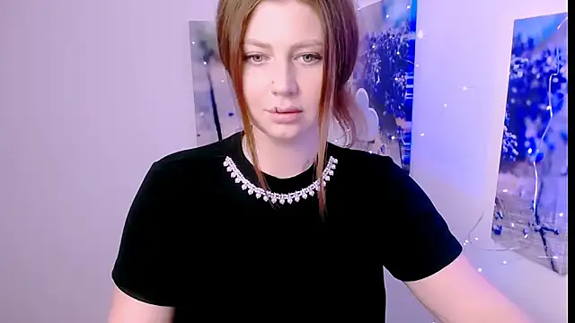 Lizzy Love online show from 01.11.26