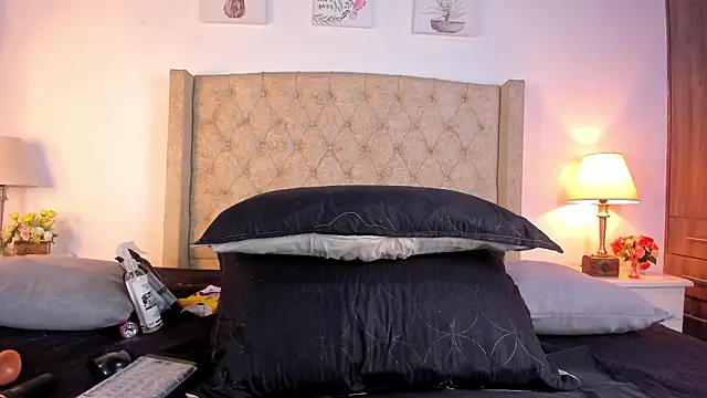 allisson m online show from 04.14.26