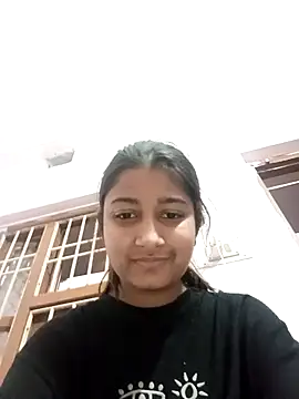 Snapshot of Dollcamshow chatting on 11.08.25 Dollcamshow online show from 11.08.25