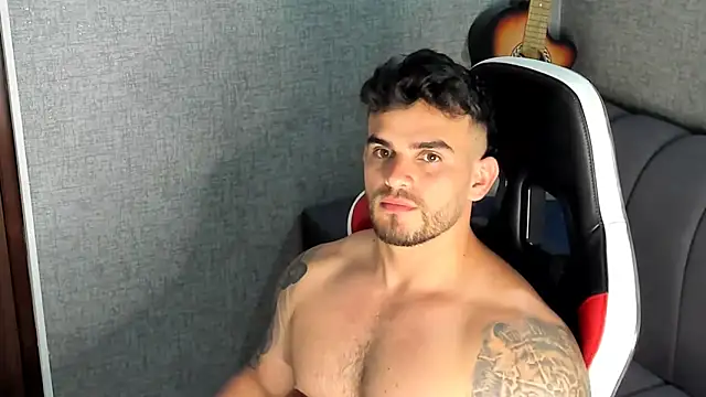 Snapshot of Ricardogo19 chatting on 09.26.25 Ricardogo19 online show from 09.26.25