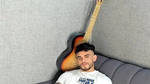 Snapshot of Ricardogo19 chatting on 10.01.25 Ricardogo19 online show from 10.01.25