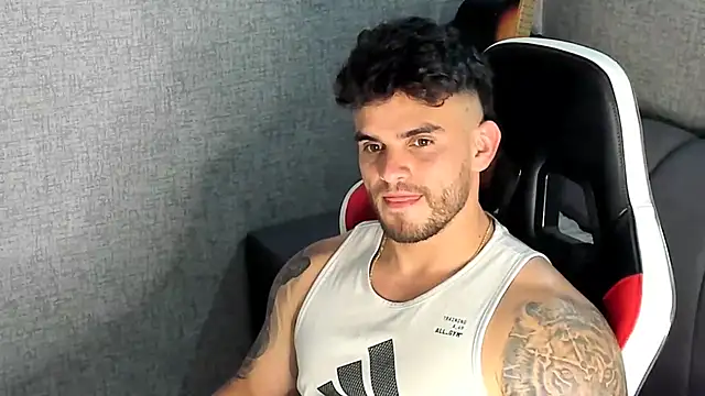 Snapshot of Ricardogo19 chatting on 10.03.25 Ricardogo19 online show from 10.03.25