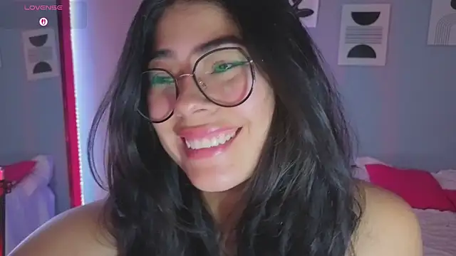 LoaLuxury online show from 02.19.26