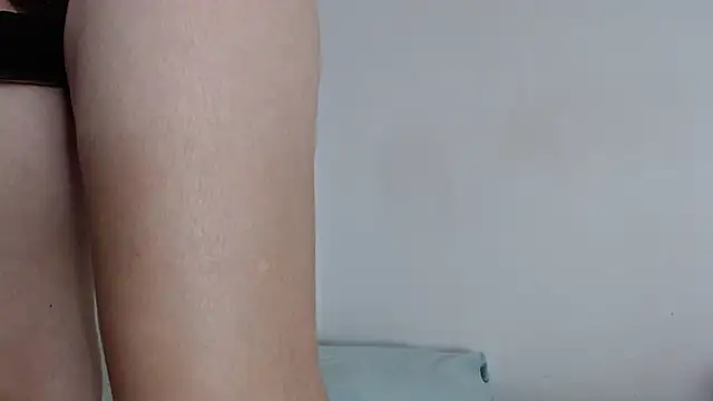 Niurca01  online show from 01.23.25