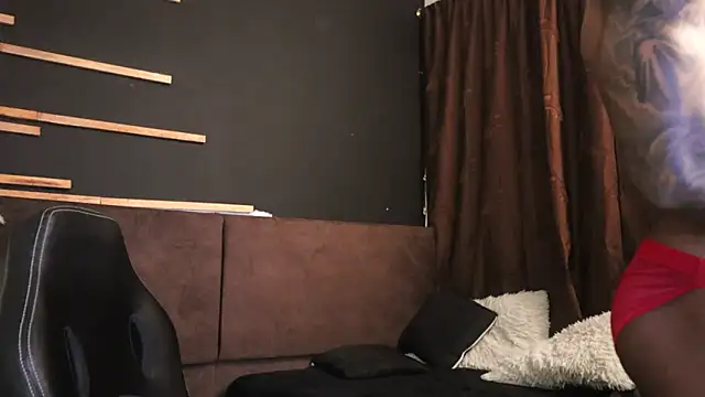 Logan Varela online show from 01.13.25