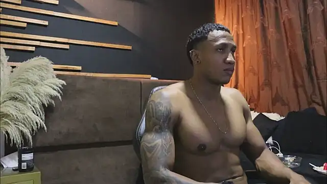 Logan Varela online show from 01.15.25