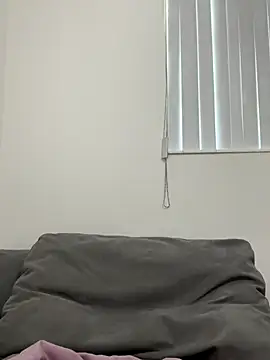 Snapshot of brookehoneynina chatting on 12.22.25 brookehoneynina online show from 12.22.25