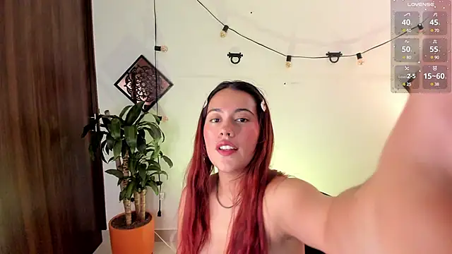 Snapshot of Agatha_Vixen chatting on 03.13.25 Agatha Vixen online show from 03.13.25